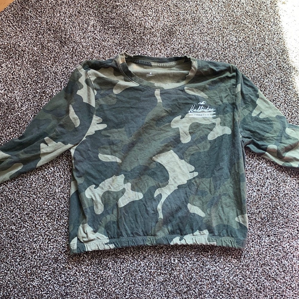 hollister camo shirt